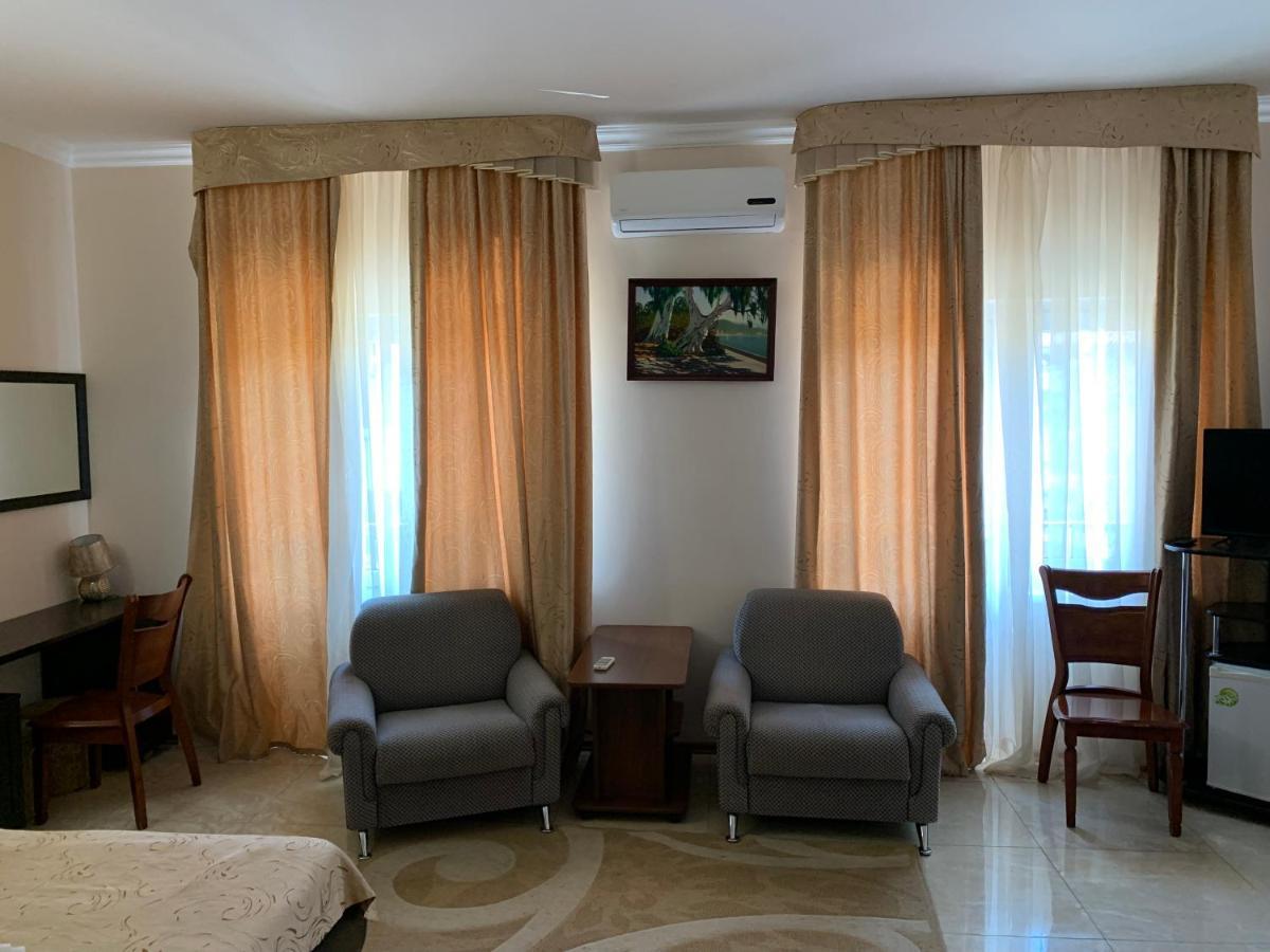 Guest House Aphyn Leto Gagra Exterior foto